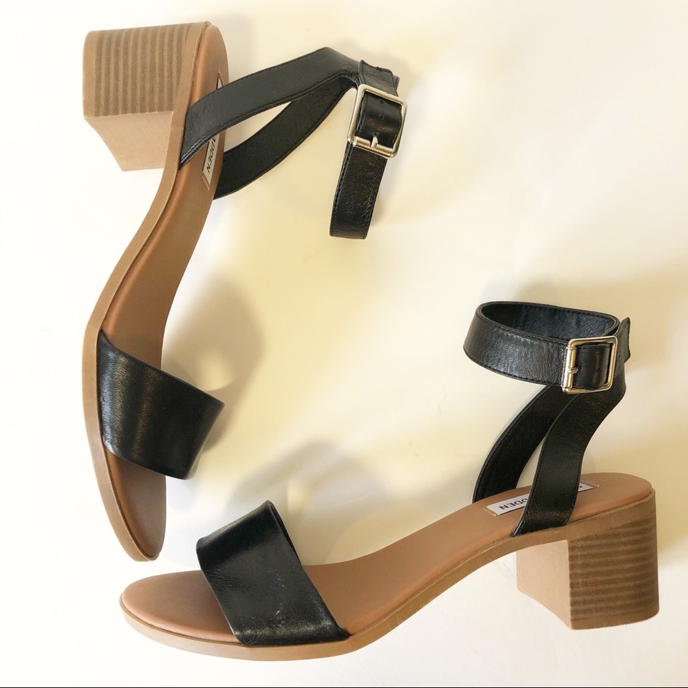 Steve Madden Kemmy Block Heel Sandals